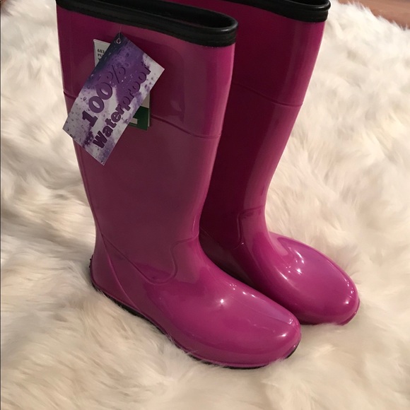 ♦️SOLD♦️Rain boots - Picture 3 of 5